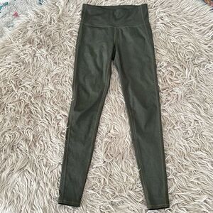 Athleta snakeskin print athletic pants XS